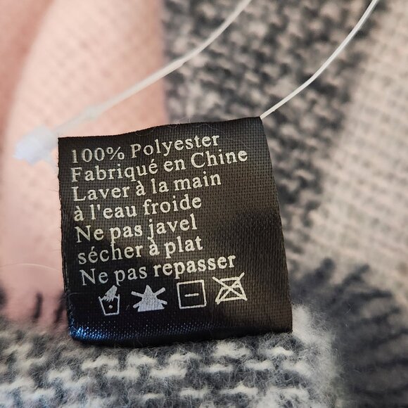 Just Cozy Blanket Scarf NWT - Picture 14 of 14